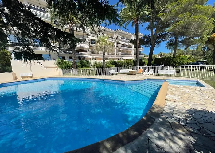 La Paisible アパート